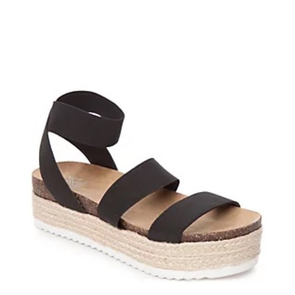 New direction platform sandal. Never used